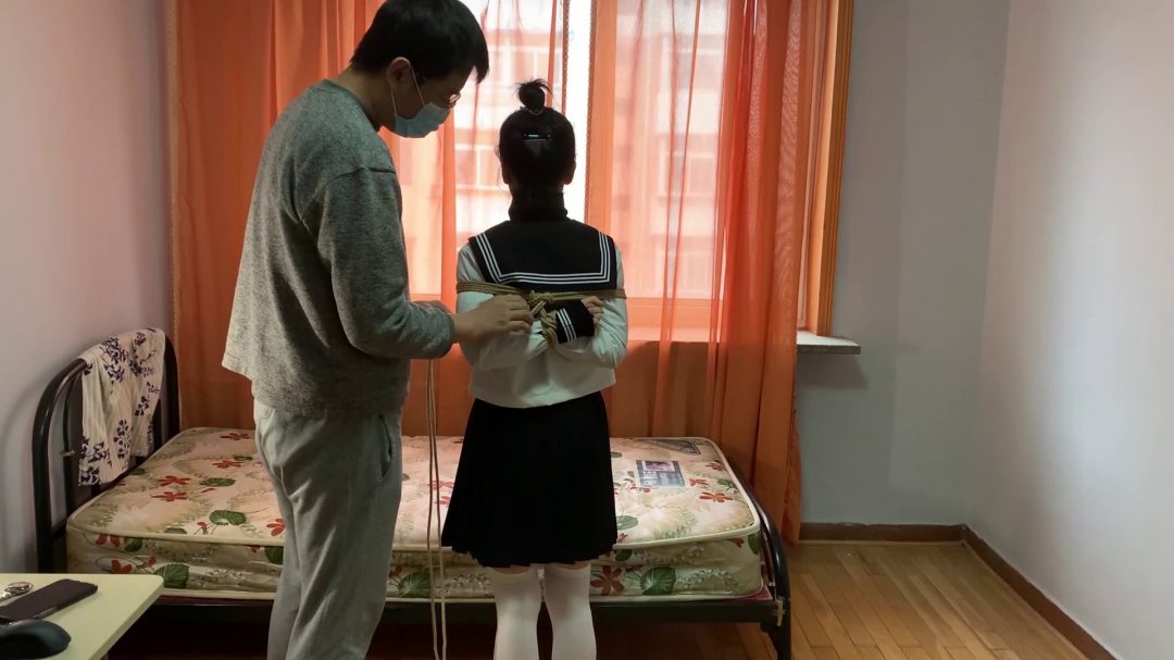 果妹 小舔犬 鼻钩口环 超紧桃缚放倒-1