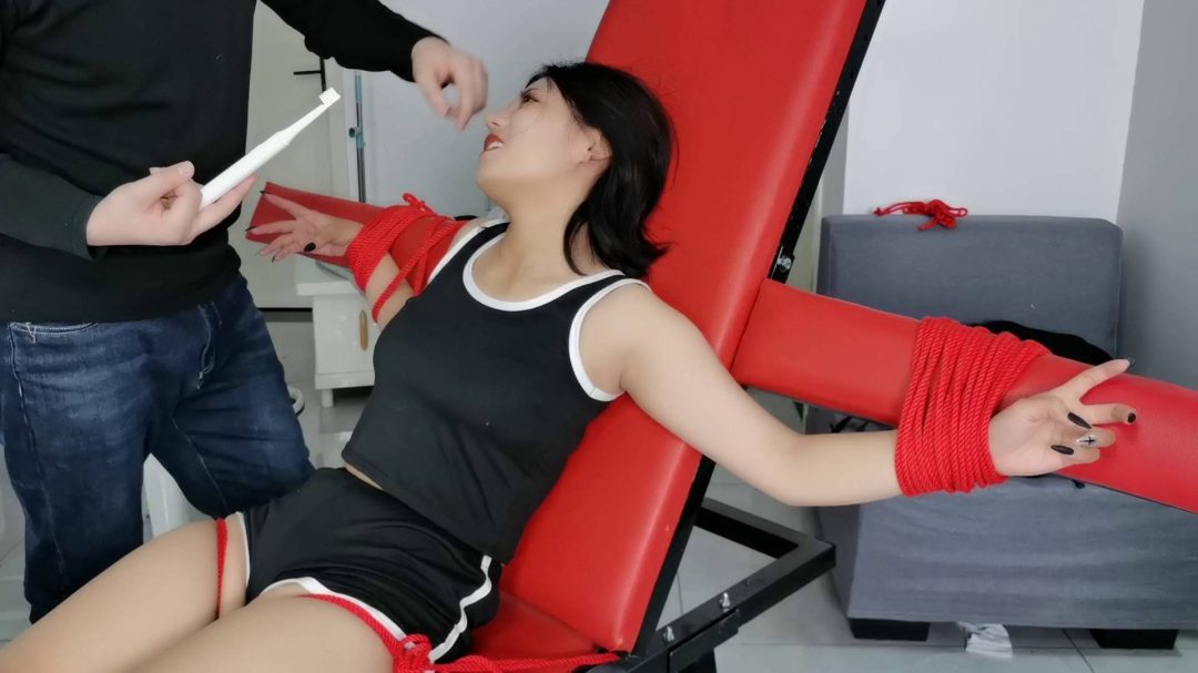 诺一小姐姐得老虎凳崩坏tk-7