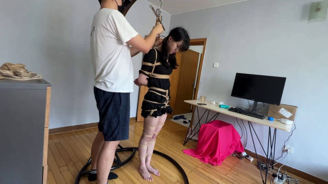 欣妍海盗船吊缚试玩，紧蛇缚TK-8