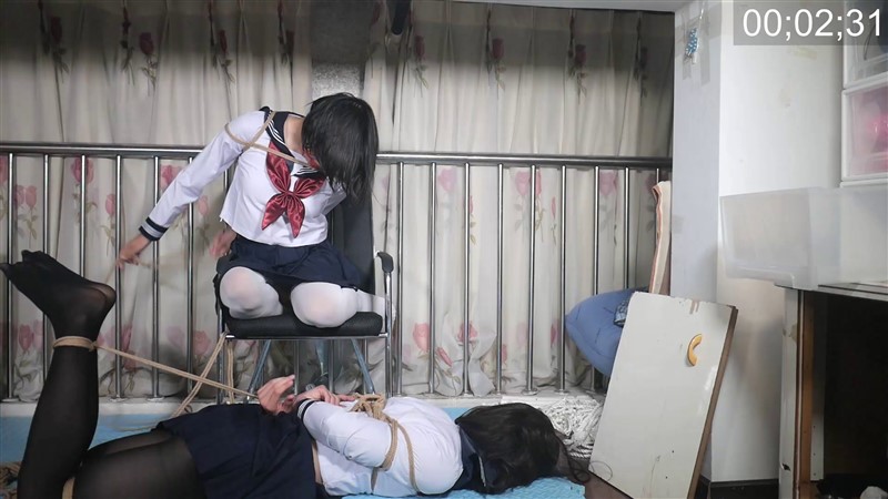 三人紧缚实验 驷马,椅子固定,单脚吊-8