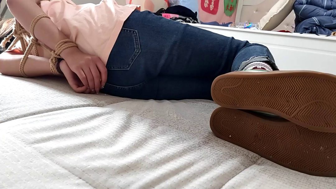 带眼镜的小学姐（第一季）-3