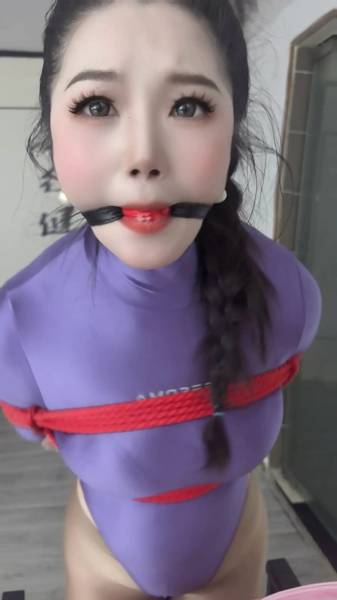 金麦工作室 大尺度真空无内《子墨の惩罚 高叉泳衣+丝袜紧缚》-5