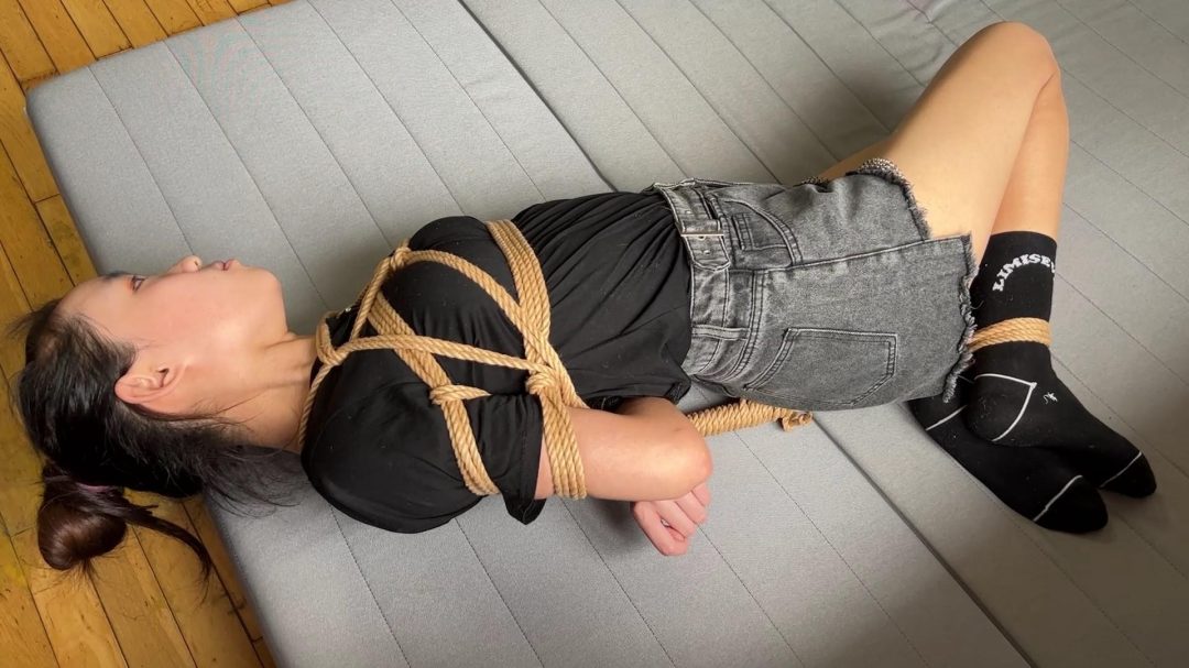 小妹 短袜 纯粹捆绑挣扎-6