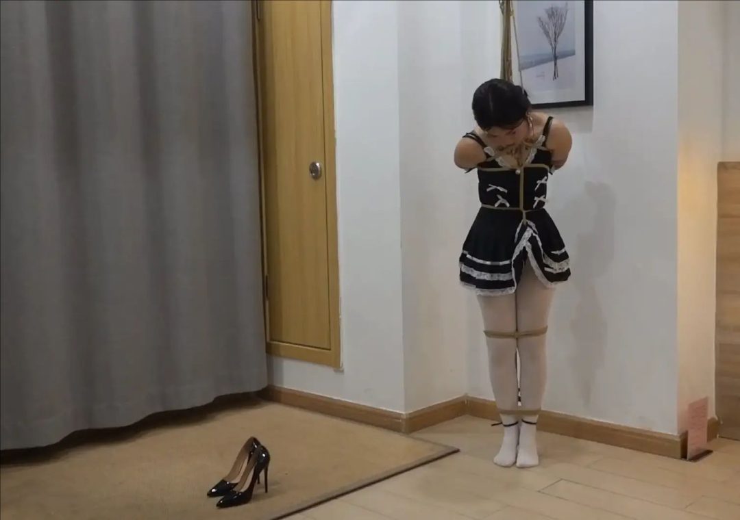 蔚蓝艺束 定拍 诈骗犯小羊白丝的末路-6