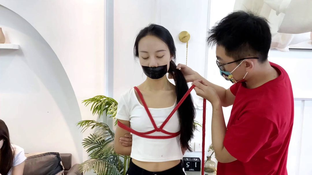 体验过一次绳艺之后，就离开的小于，有些不舍-2