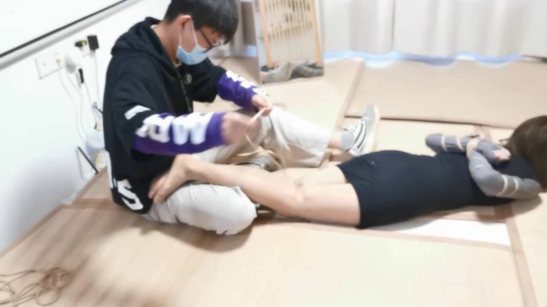 四个妹子 小玲 桂婷 维C 甘然-5