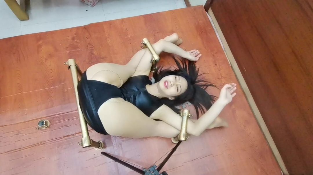 云儿 铁架，史上最残暴、最严厉的刑架之一-2