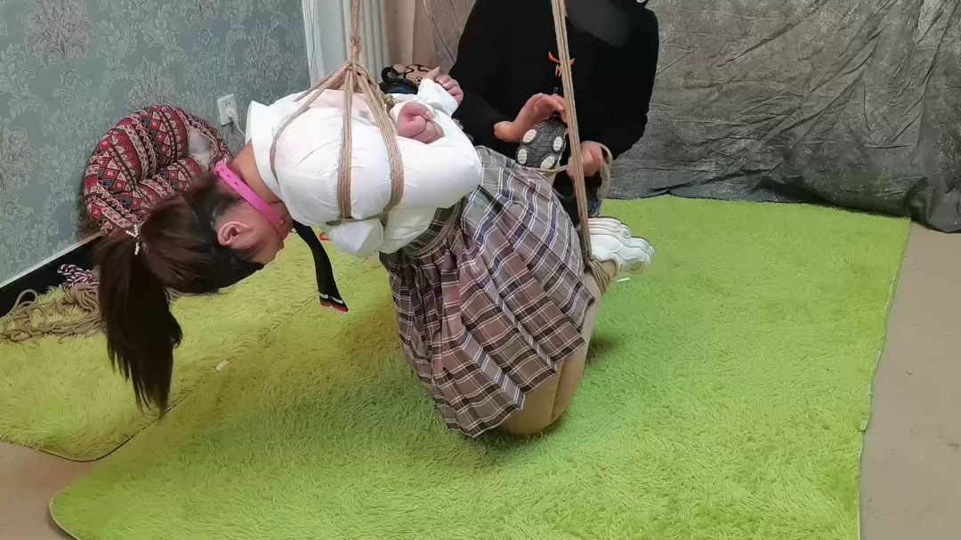 小艾姆 捆绑 放置 筷子夹舌-6