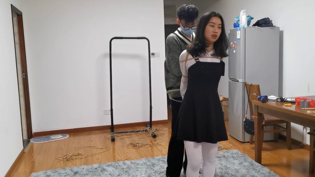 要和诗诗比谁更加软的新妹子-7