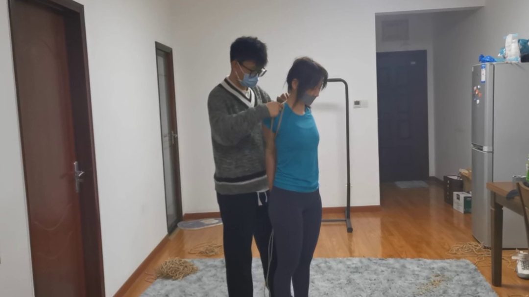 新妹子诗诗 脚尖碰到头顶的极限驷马-5