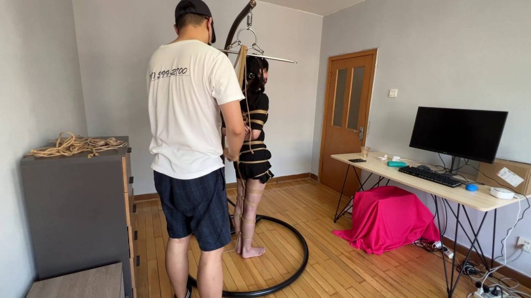 欣妍海盗船吊缚试玩，紧蛇缚TK-4