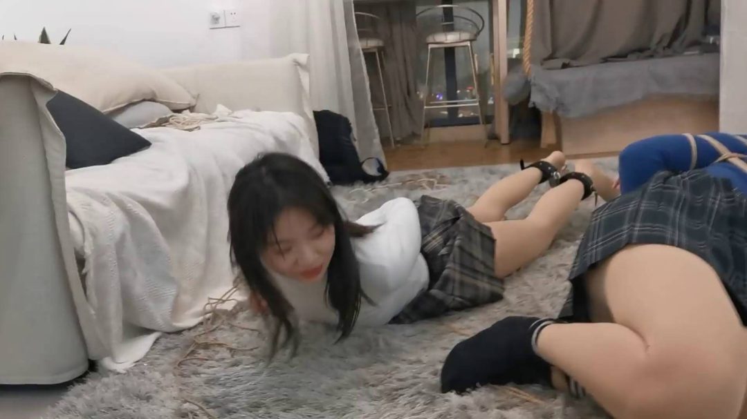 双人紧缚实验婉婉和小叶-7