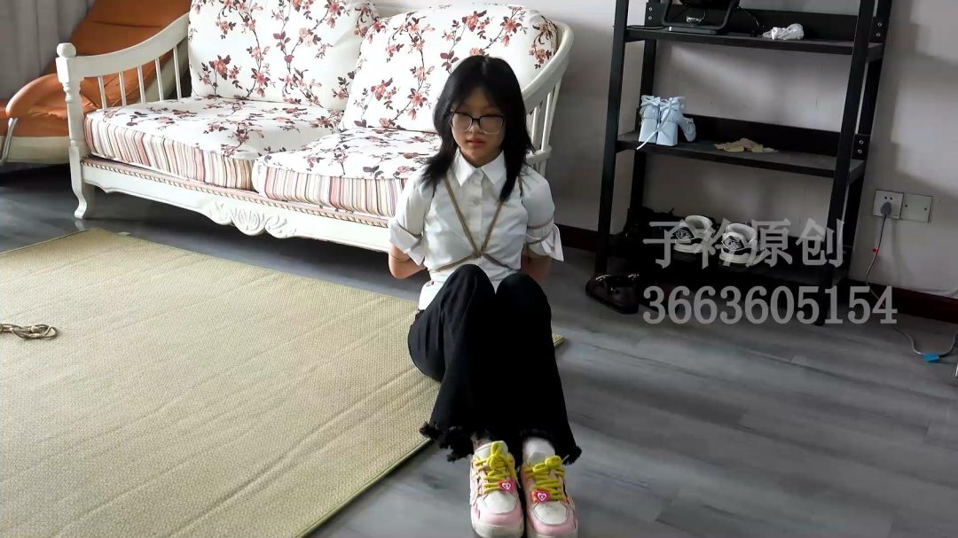 佳佳五花口球-3