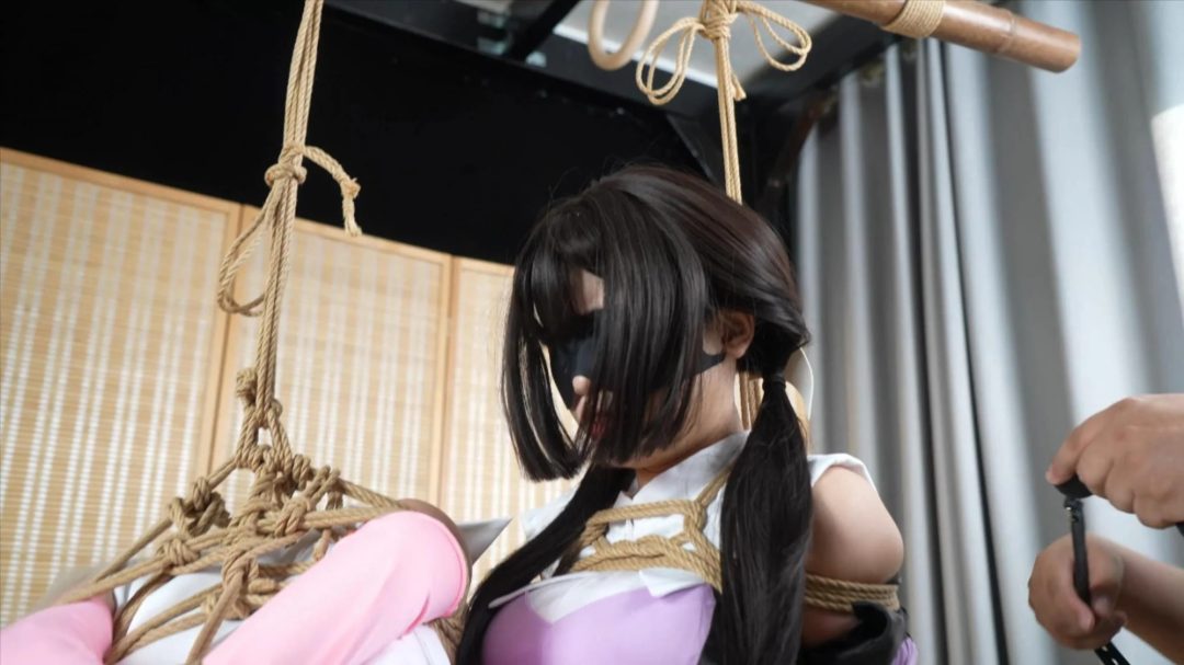 小0&嗷嗷-cos魔法少女伊莉雅，双人连缚科研！-7