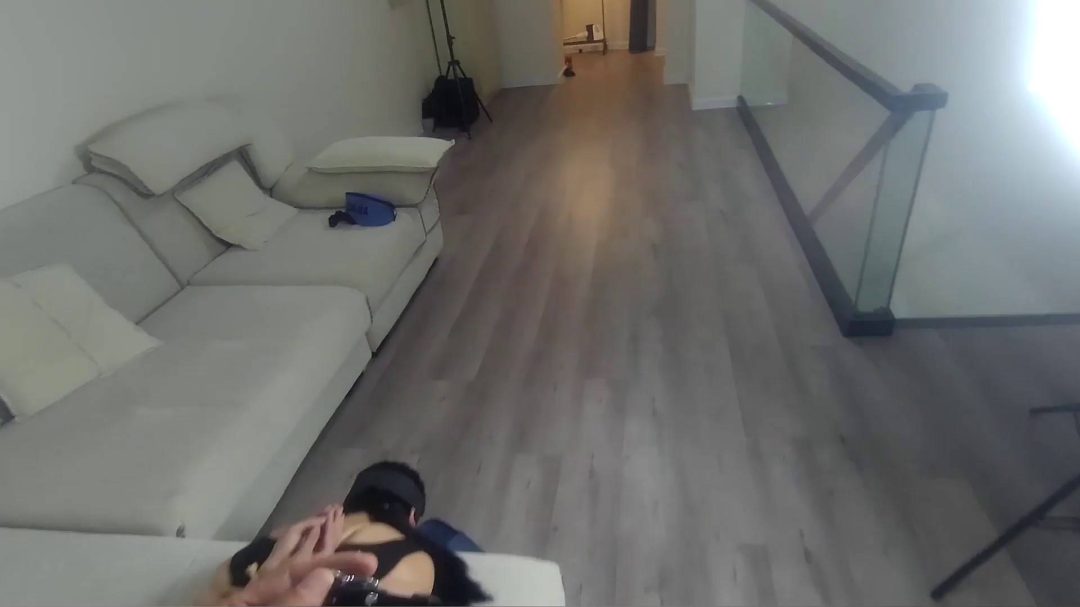 不安分的黑丝小妇人的另类体验（上集）-4