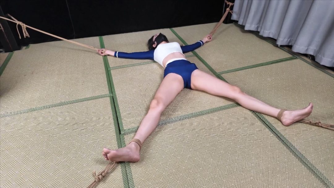 嗷嗷-泳装大字捆绑，全身tk+脚-1