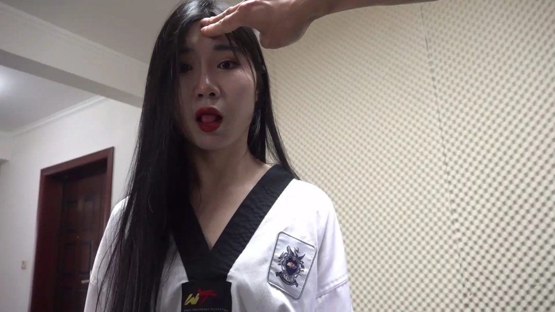 吴晗被点穴控制操纵-5 吴晗被点穴控制操纵-5