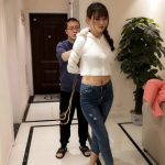 雨仟 超长腿 牛仔裤捆绑 娇柔的车模