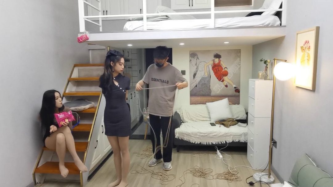 于惠和小文 捆绑逃脱-4