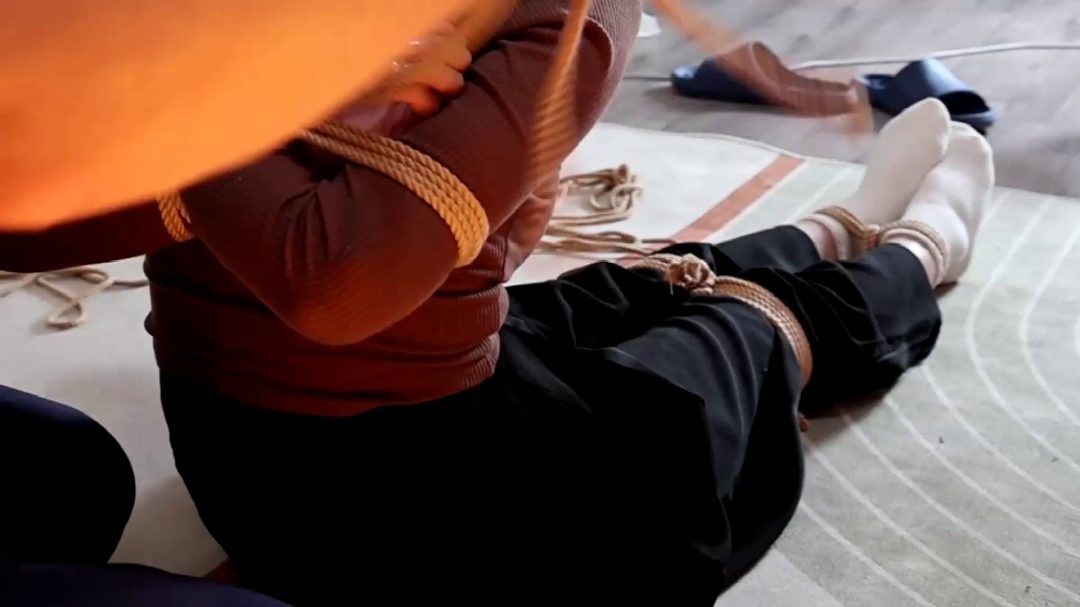 晴子 后高手绳艺-2