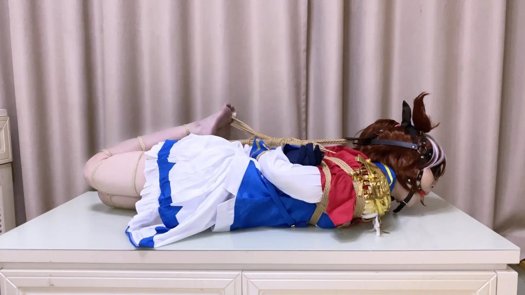 《吃鱼的喵》-赛马娘cos,日式紧缚,胸缚,蛇缚并腿缚,裸足驷马紧缚,捆脚趾,马具口球,海-2