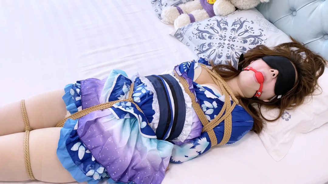 【嗷大喵】-《甜妹故事汇》 日式紧缚,胸缚,股绳,蛇缚多节并腿缚,口球,放置挣扎,被脱鞋挠脚心tk,捆脚腕强制吊腿,原味丝袜堵嘴,胶布封嘴,tk挠脚心,放置等等-7