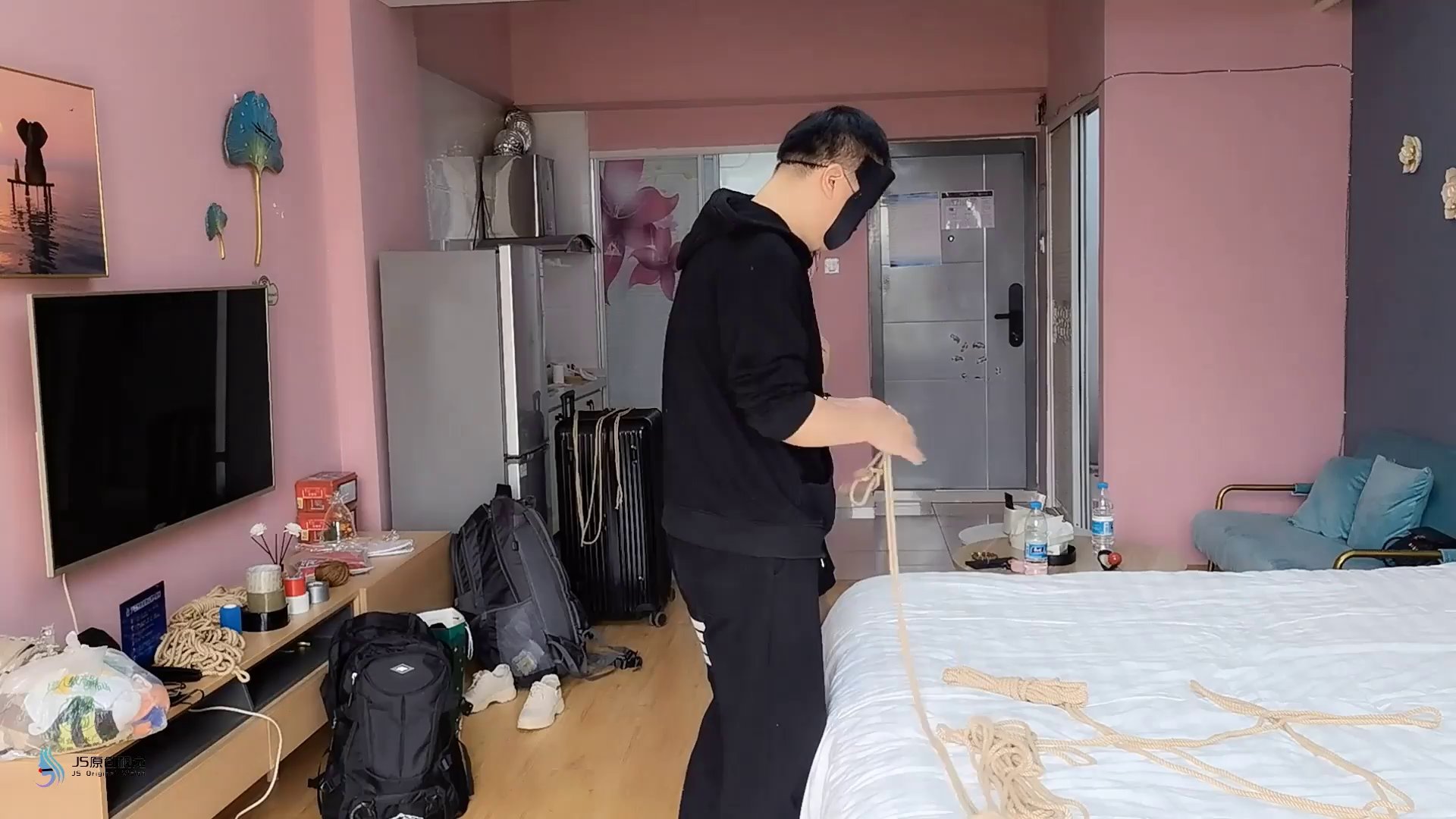 562216a4c36cc0928d4b1819bfa0bf22