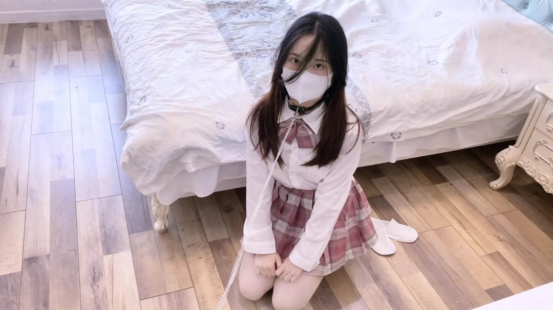 《吃鱼的喵》-JK制服,穿袜过程,日式紧缚,胸缚,蟹缚折腿捆,强制M开腿,口球,乳夹,项圈链-7