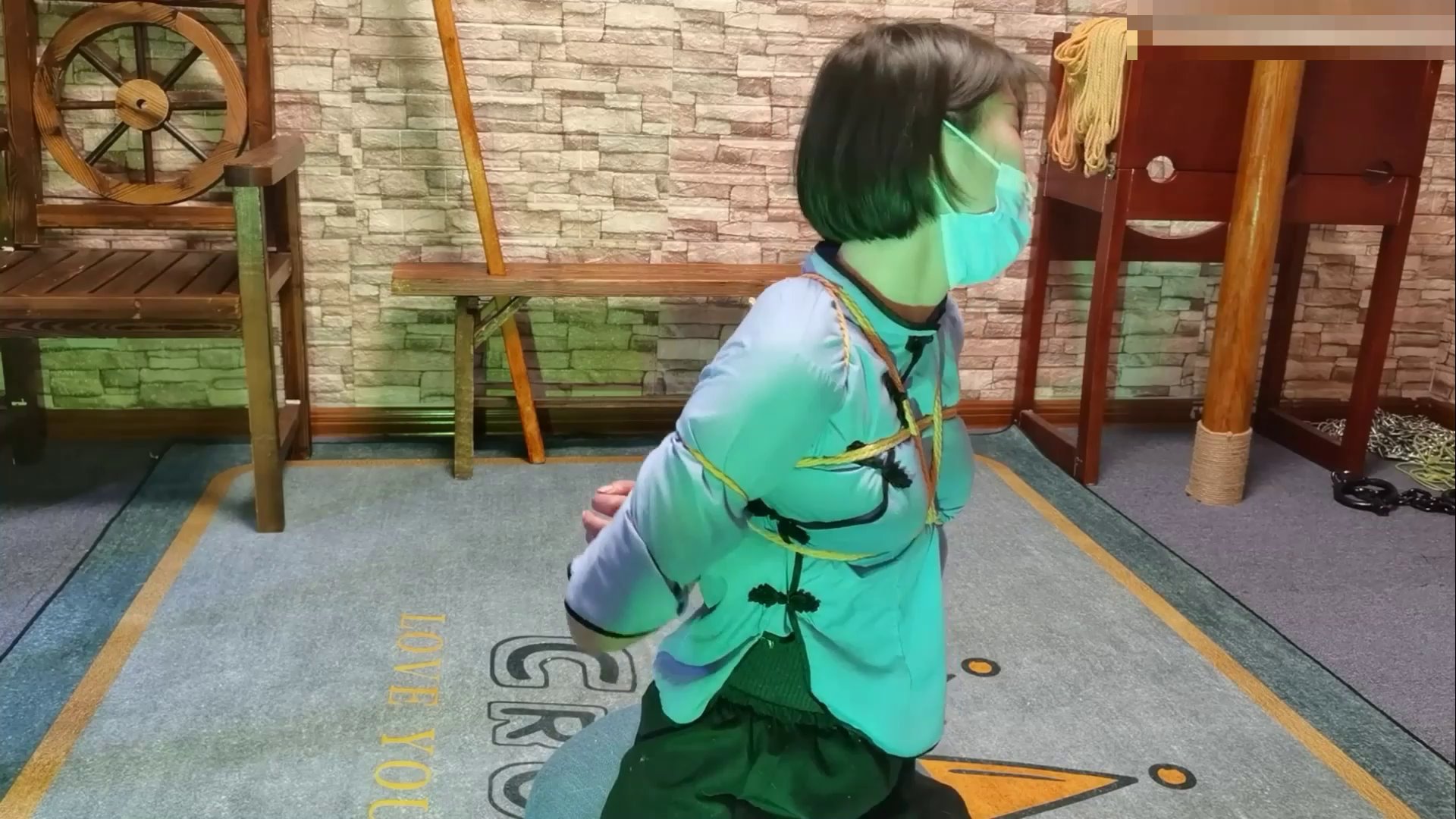 60624326356c03e28ff27c84273e1446