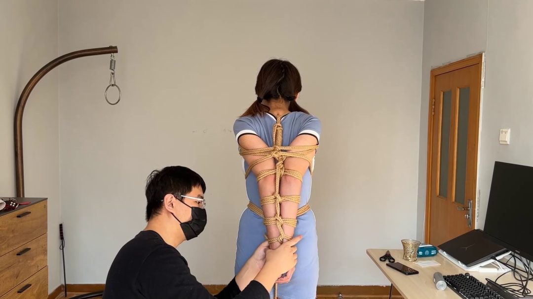 究极并肘蛇缚驷马-2