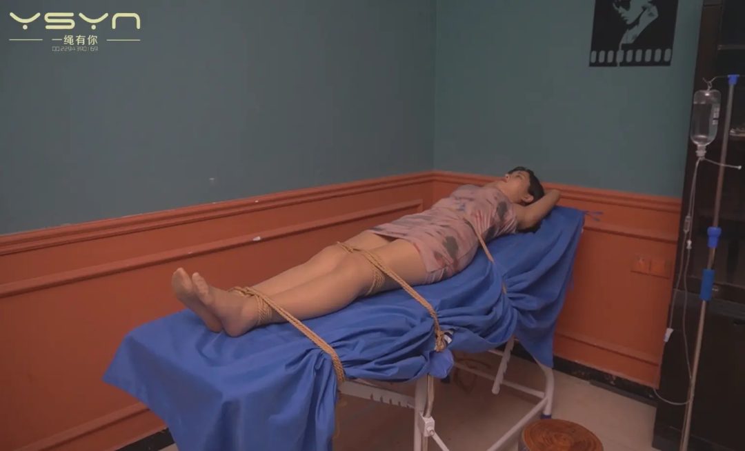 【失足的白衣天使】白衣天使闲暇时赚外快拉客宾馆内谋财害命被抓审讯入梦被枪决醒后-9