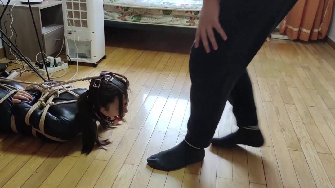 双马尾语希驷马囚禁调教，马具口球强制抬头-3