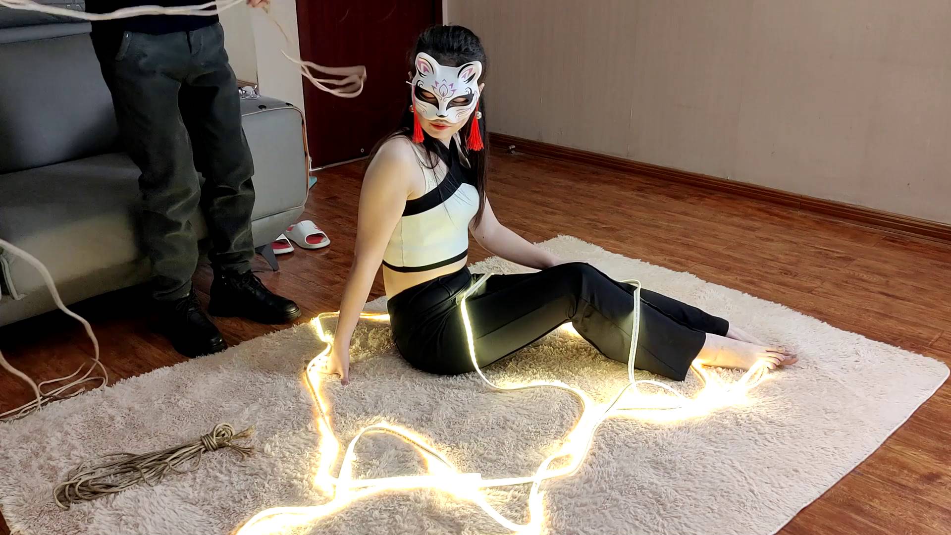 韩露捆绑戴口球