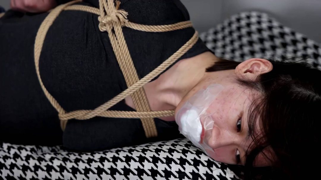 妞妞小白鞋牛仔裤第三季-7