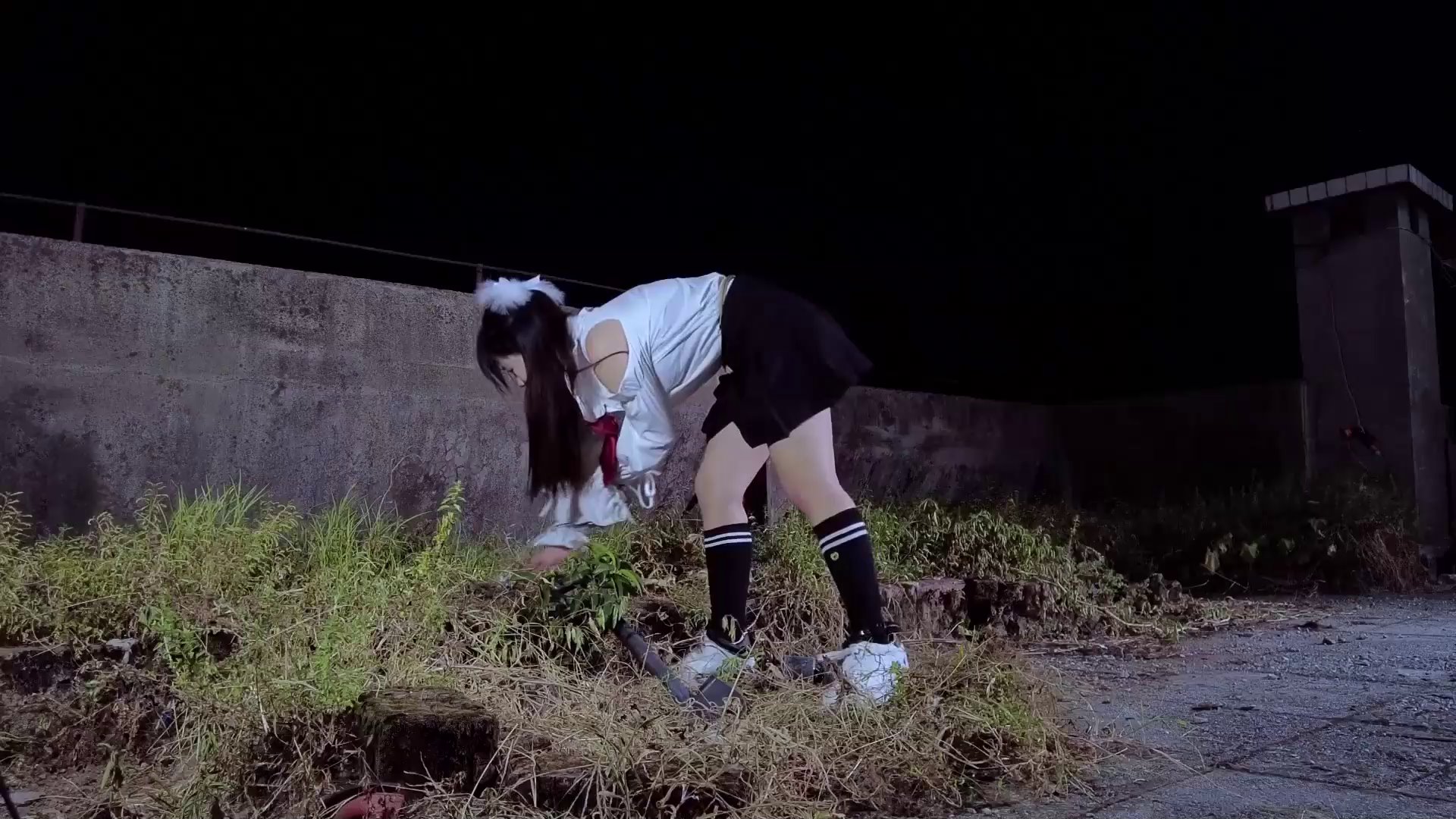 姐妹篇—柱子上的妹妹