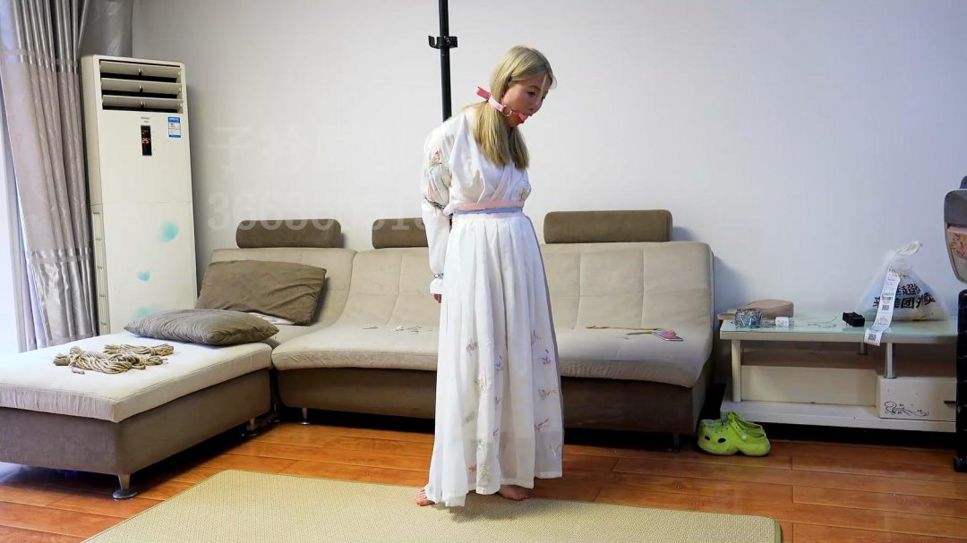 小婉 汉服 口球放置-1