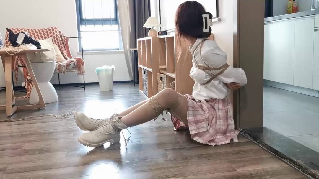 甘然jk长靴紧缚放置挣扎-8