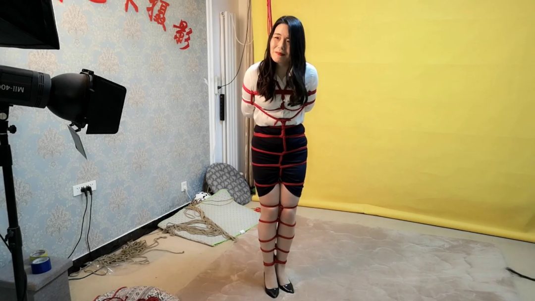 佳婉 蛇鞭 拷问 女白领-4