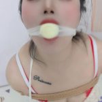 定拍转公映 金麦《子墨的鸡蛋勒嘴惩罚》牛仔热裤捆绑M腿口球让你爽个够