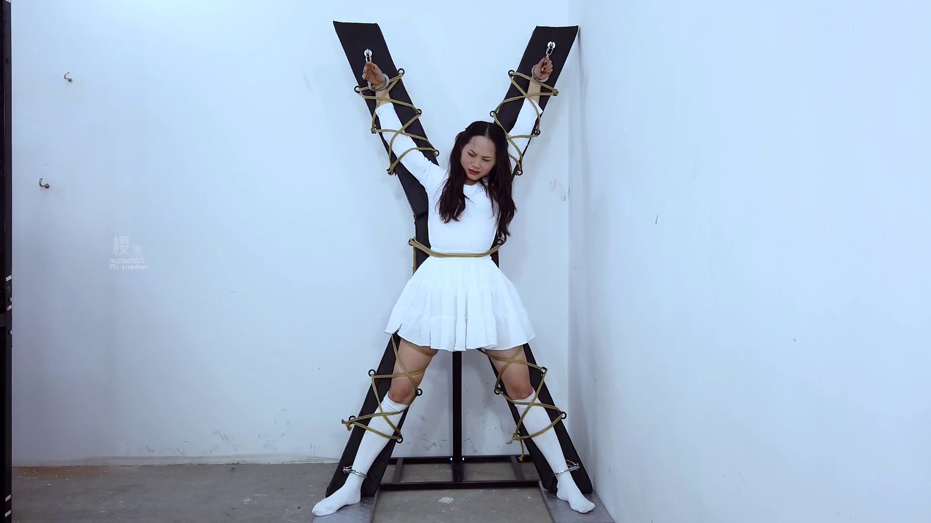 70b8c99b0aa51f71a3bd55d079ede305