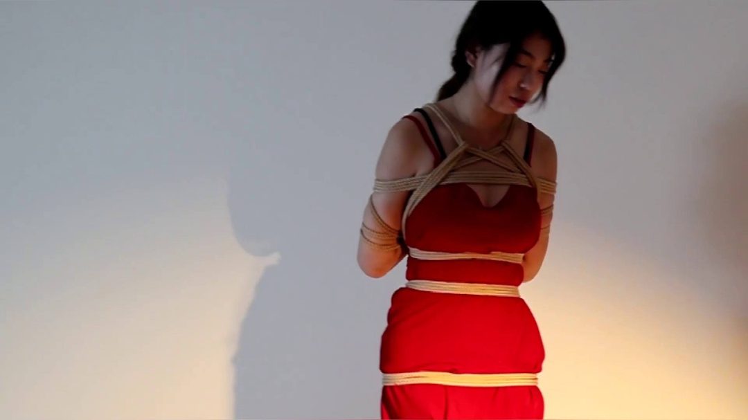 晴子的捆绑游戏 角落里的红色诱惑 绝美肉丝美足-7