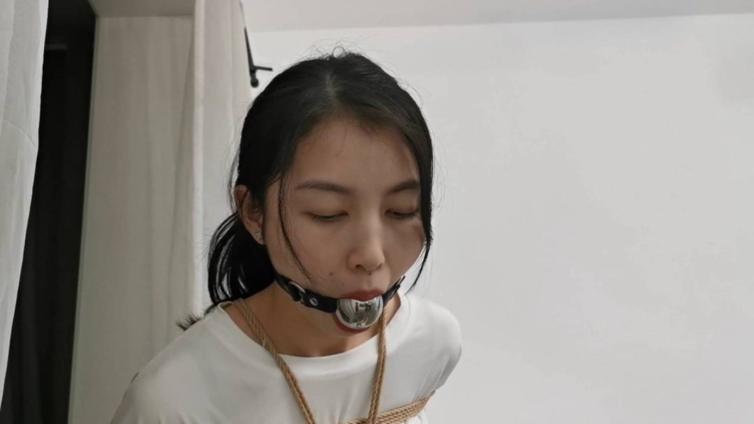 莞尔捆绑放置多种方式堵嘴-7