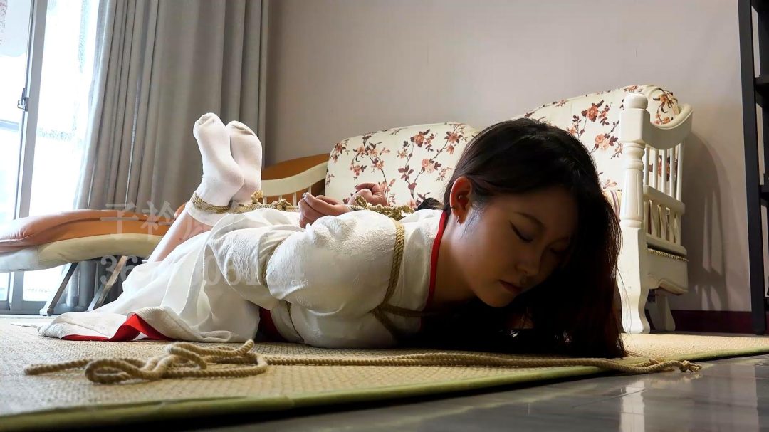 柳莹 汉服 驷马 口球-2