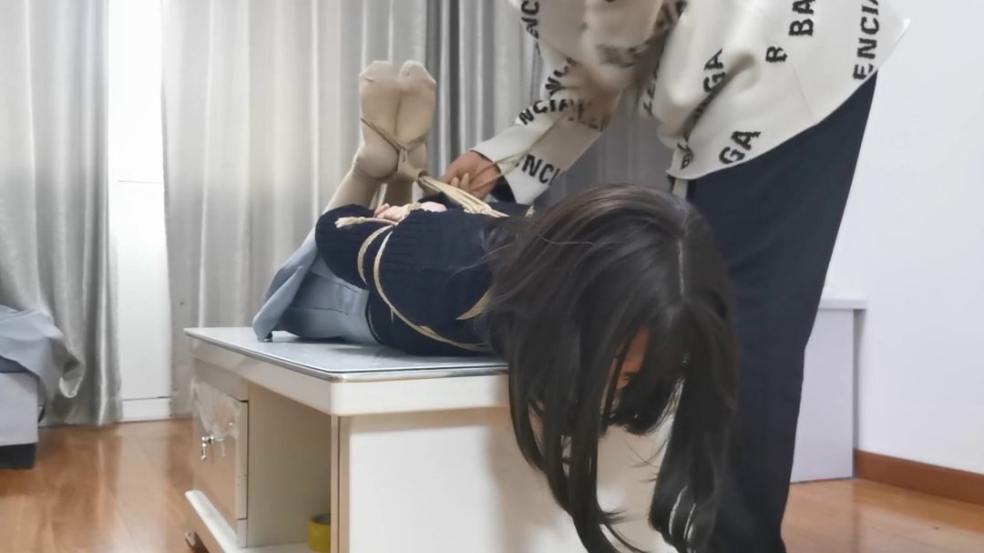 新妹子系列 瑜玉学妹 简单的体验-8