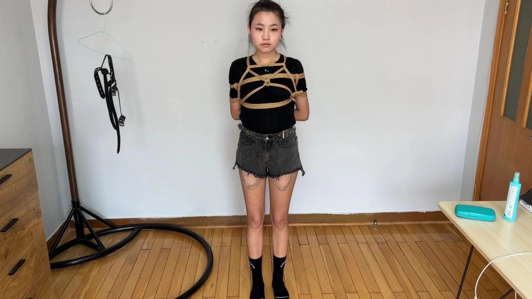 小妹 短袜 纯粹捆绑挣扎-1