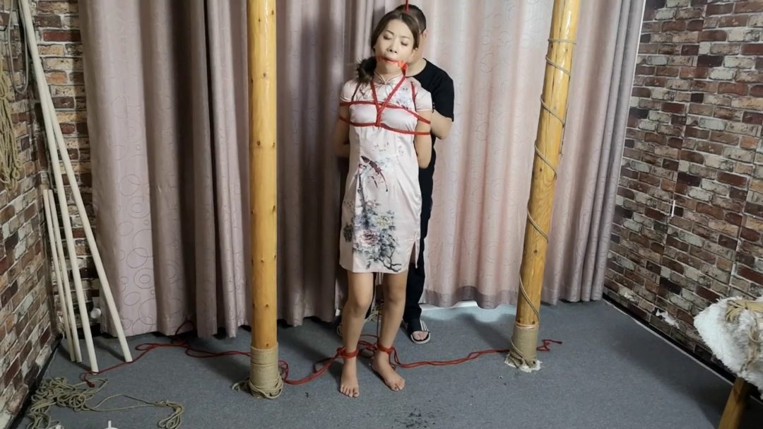 诺米 红绳日式 旗袍与口水的交融-8