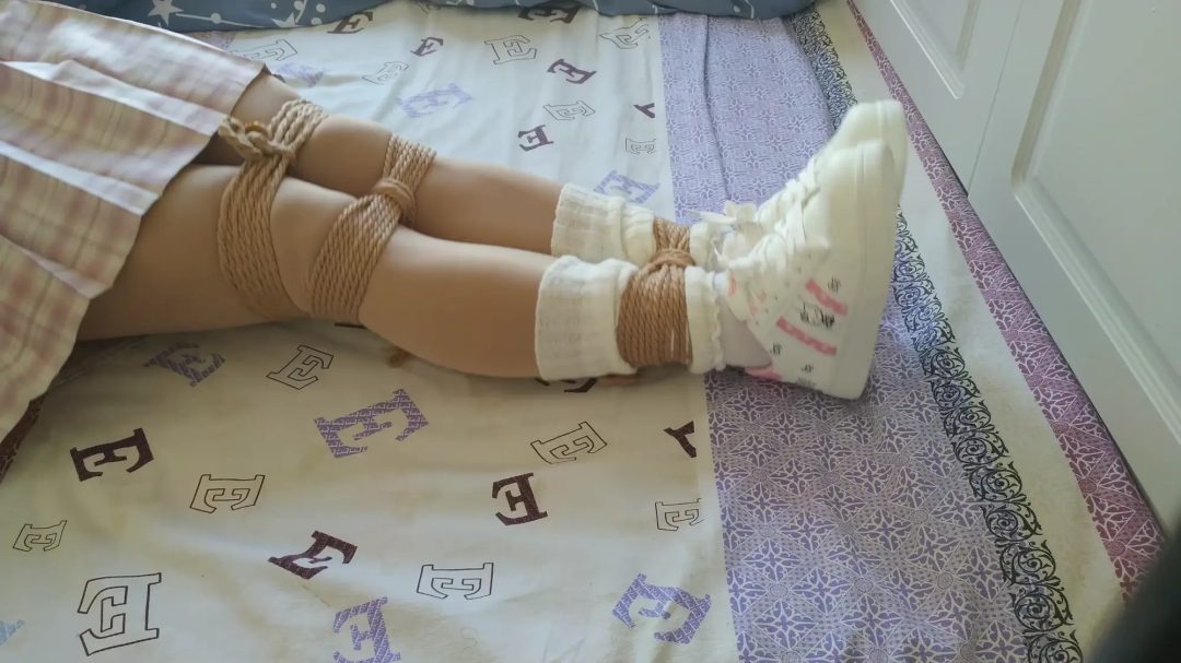 新鲜的小白鞋-2