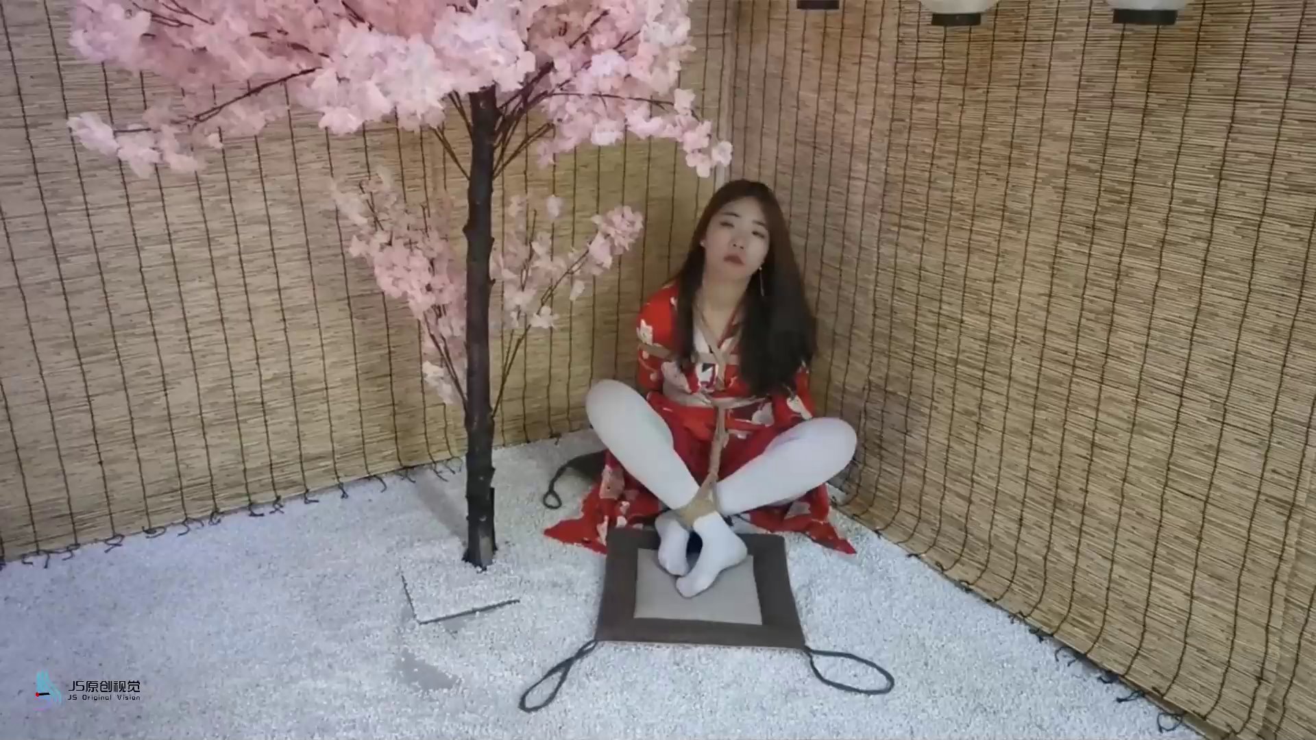 7fe5bcfd20a7379b7d2de33bdc81bb95