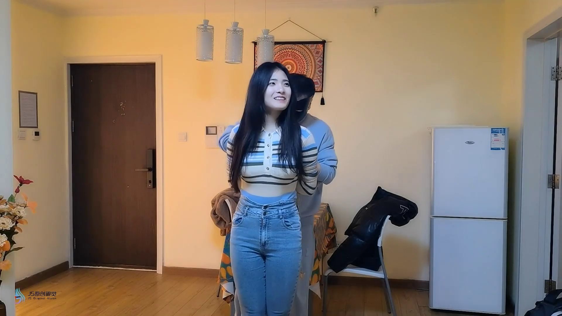 81bb0c2d34453baefcc4f1949cc13c94