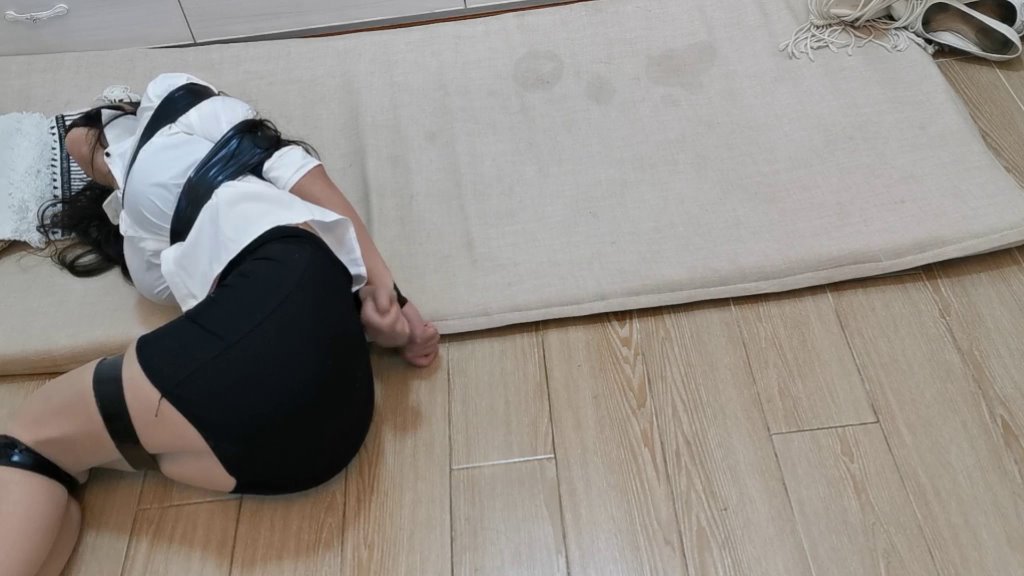 定拍肉丝OL黑胶带捆绑-8